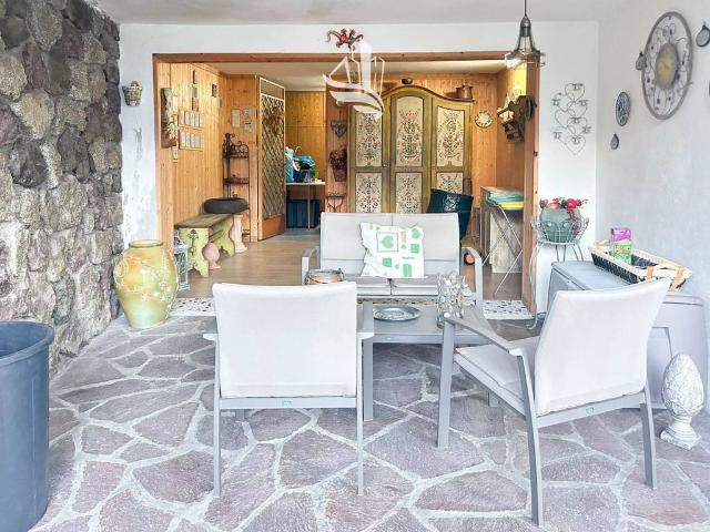 Prestigiosa casa di 360 mq in vendita Postal, Italia