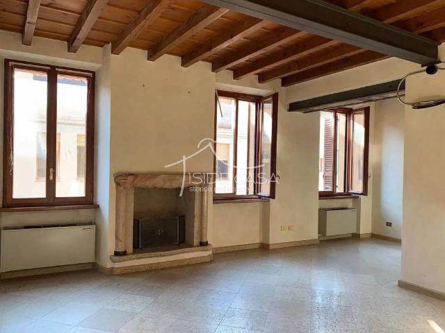 Prestigiosa casa di 420 mq in vendita Mantova, Lombardia