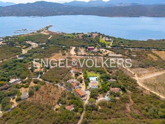 Prestigiosa casa di 500 mq in vendita Olbia, Italia