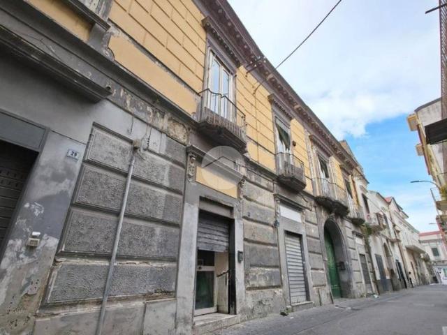 Prestigiosa casa di 720 mq in vendita Via Atellana, 23, Frattamaggiore, Napoli, Campania