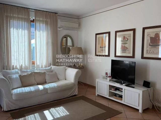 Prestigiosa Casa Indipendente di 130 mq in vendita Pietrasanta, Toscana
