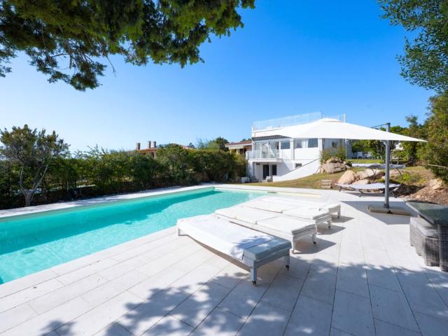 Prestigiosa Casa Semindipendente in vendita cala ginepro, Monte Petrosu, Sassari, Sardegna