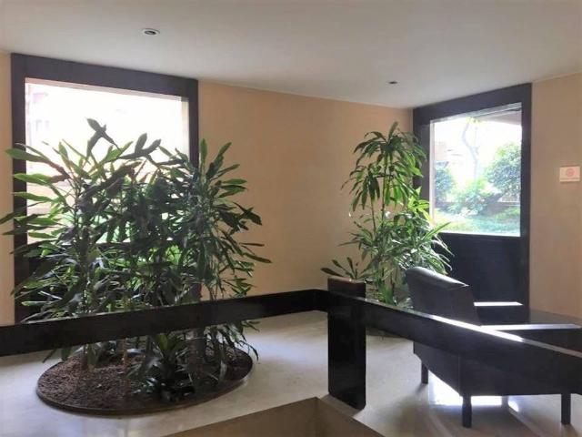 Prestigioso ufficio di 102 mq in affitto Via Monte Rosa, 19, Milano, Lombardia