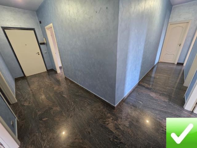 Prestigioso Appartamento Con Veranda Spirito Santo 150 Mq