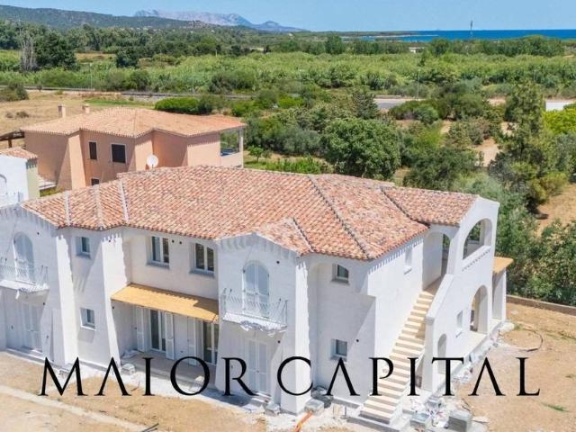 Prestigioso appartamento di 104 m² in vendita Budoni, Sardegna