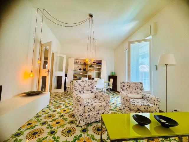 Prestigioso appartamento di 103 m² in vendita Santa Margherita Ligure, Italia