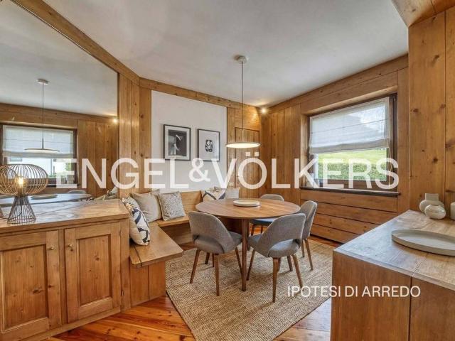 Prestigioso appartamento di 125 m² in vendita Cortina d'Ampezzo, Italia