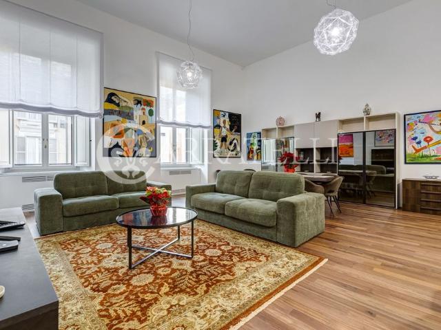 Prestigioso appartamento di 129 m² in affitto Roma, Italia