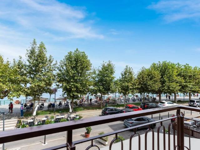 Prestigioso appartamento di 139 m² in vendita Arona, Italia