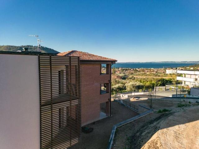 Prestigioso appartamento di 130 m² in vendita via pignoi, Garda, Verona, Veneto