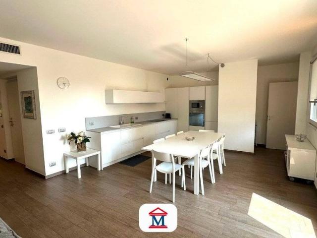 Prestigioso appartamento di 150 m² in vendita Via Quarenghi, Bergamo, Lombardia