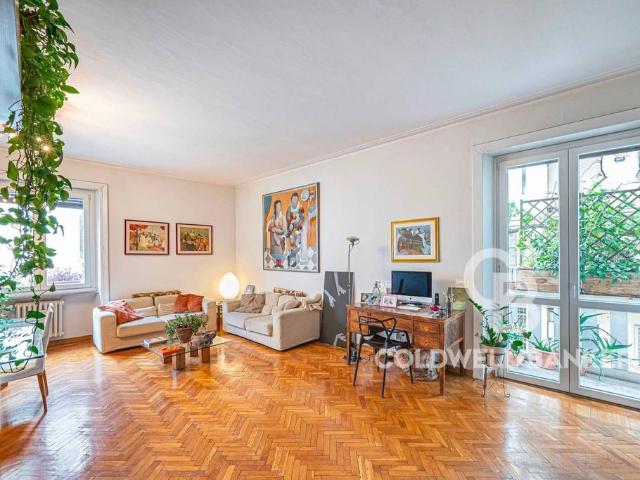 Prestigioso appartamento di 160 m² in vendita Via Eustachio Manfredi, 17, Roma, Lazio