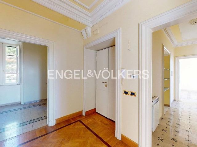 Prestigioso appartamento di 176 m² in vendita Via Roma, Terracina, Lazio