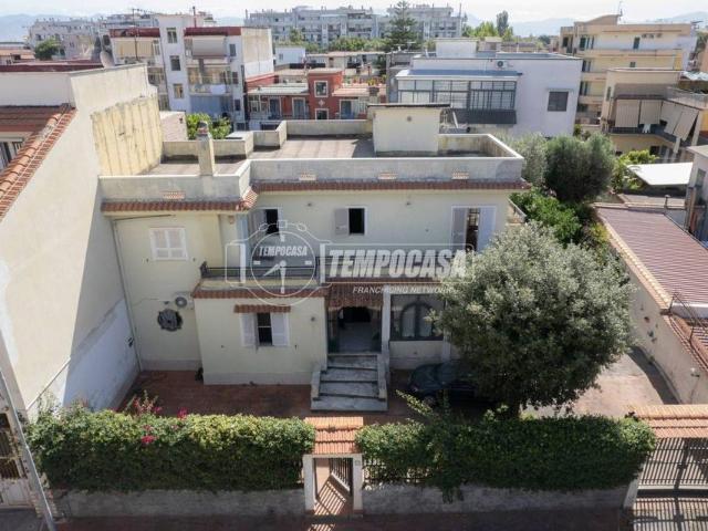 Prestigioso appartamento di 195 m² in vendita Via Silvio Spaventa 13, Casoria, Campania