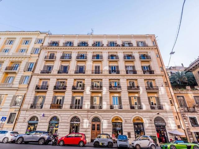 Prestigioso appartamento di 190 m² in vendita Via Camillo Benso di Cavour, 246, Roma, Lazio