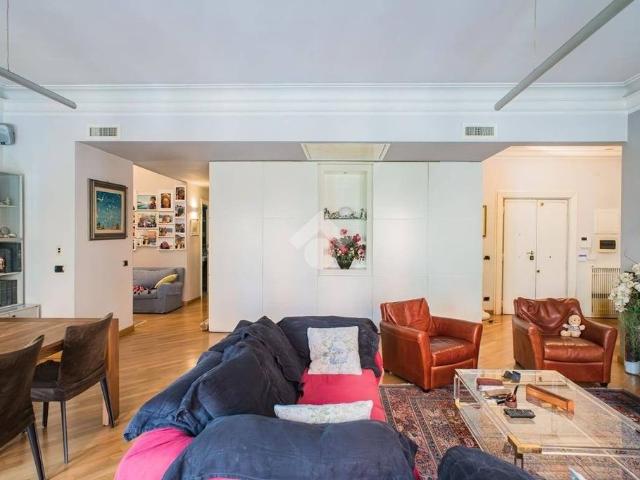 Prestigioso appartamento di 190 m² in vendita Via Giacinto Carini, 71, Roma, Lazio