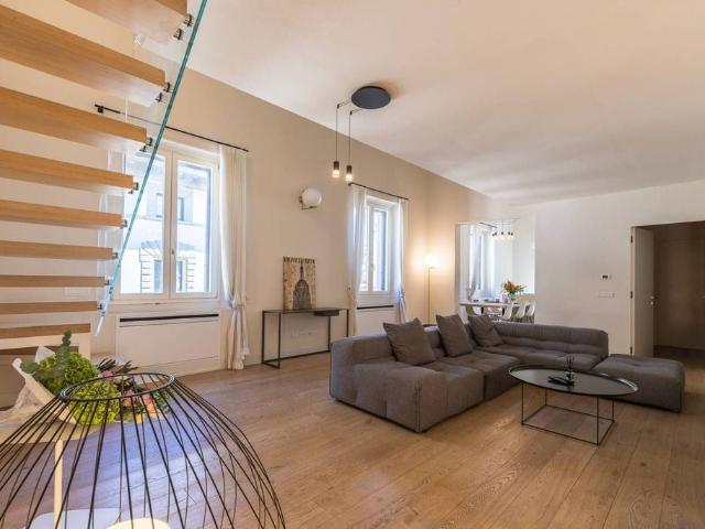 Prestigioso appartamento di 213 m² in vendita Firenze, Toscana
