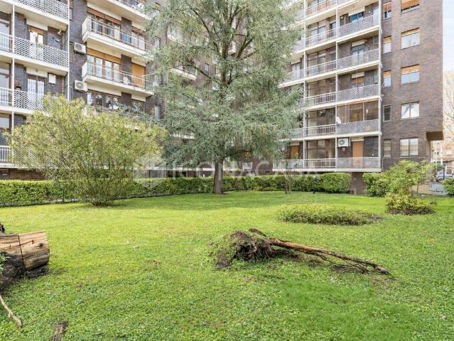 Prestigioso appartamento di 220 m² in vendita Via Gian Carlo Castelbarco, 2, Milano, Lombardia