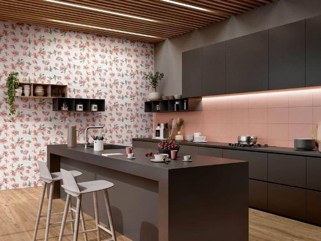 Prestigioso appartamento di 230 m² in vendita VIA FRANCESCO SELMI, Modena, Emilia Romagna