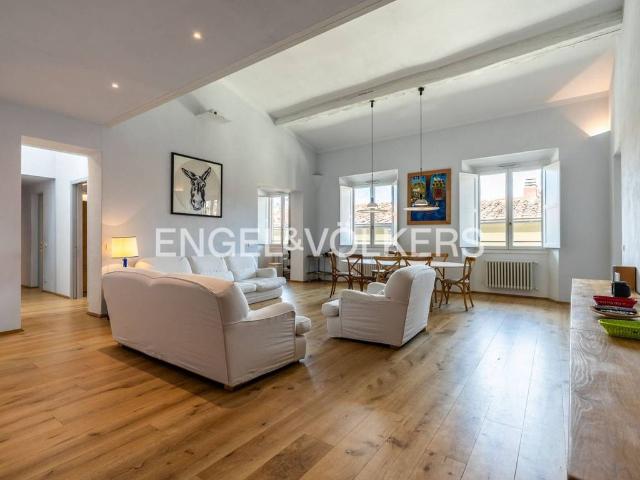 Prestigioso appartamento di 270 m² in vendita Borgo Pinti, Firenze, Toscana