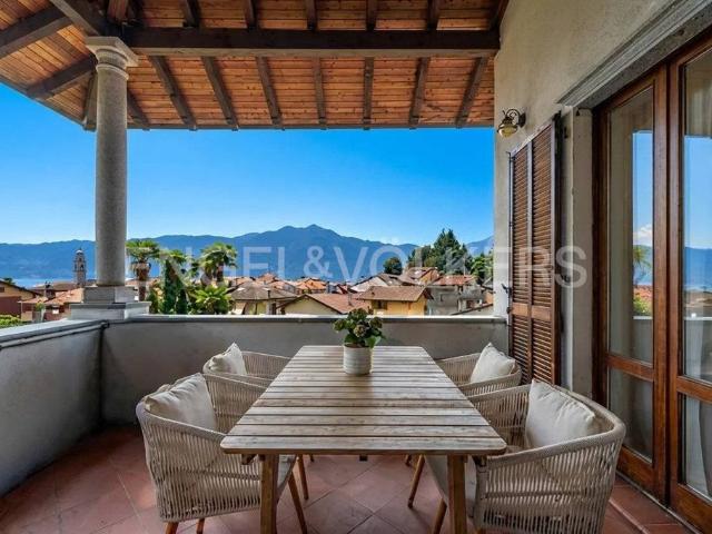 Prestigioso appartamento di 305 m² in vendita Via al Collegio, 23, Verbania, Piemonte