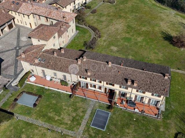 Prestigioso appartamento di 350 m² in vendita Via Rocca, 32, Trezzo sull'Adda, Milano, Lombardia