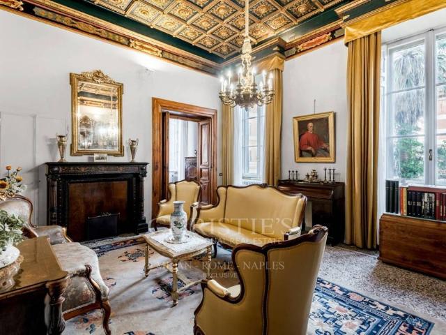 Prestigioso appartamento di 352 m² in vendita Via Nazionale, Roma, Lazio