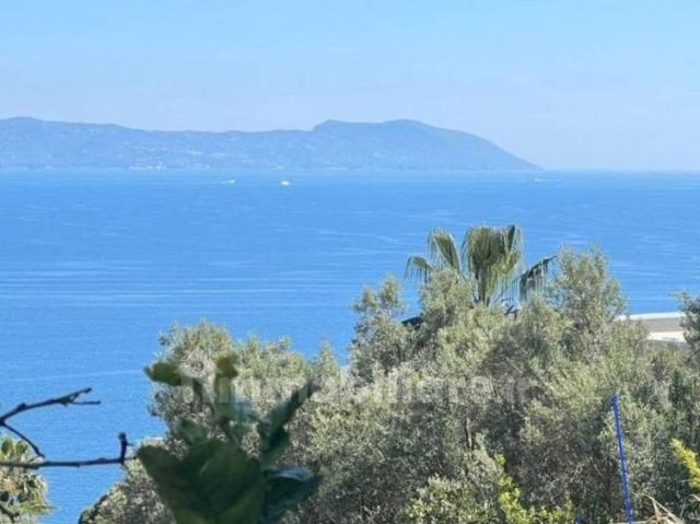 Prestigioso appartamento in vendita Napoli, Campania