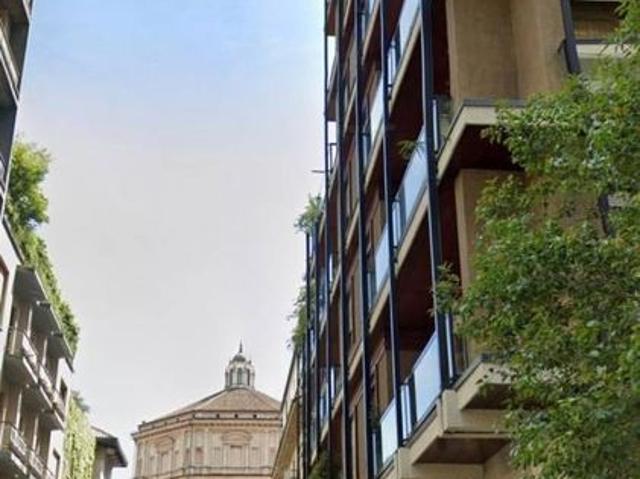 Prestigioso appartamento di 62 m² in vendita Via Livorno, Milano, Lombardia