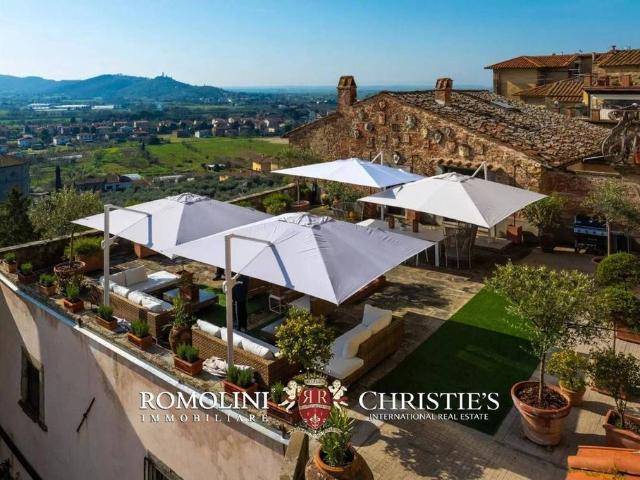 Prestigioso appartamento di 657 m² in vendita Castiglion Fiorentino, Toscana