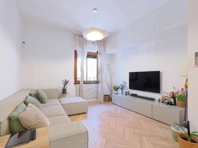 Prestigioso appartamento di 65 m² in vendita Via Angelo Morbelli, 8, Milano, Lombardia