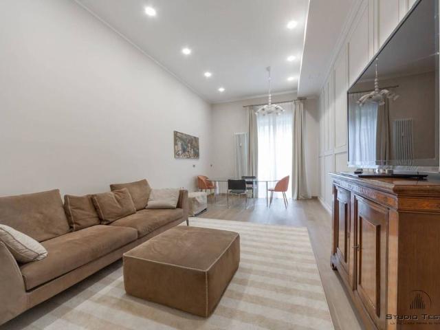 Prestigioso appartamento di 83 m² in vendita Viale Luigi Majno, 21, Milano, Lombardia