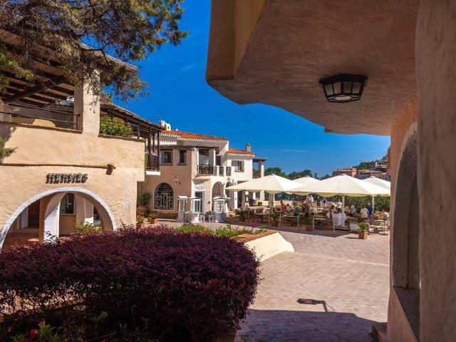 Prestigioso appartamento in affitto Via La Passeggiata, Porto Cervo, Sardegna