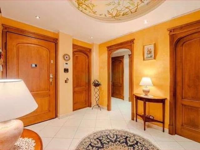 Prestigioso appartamento in vendita Vallecrosia, Italia