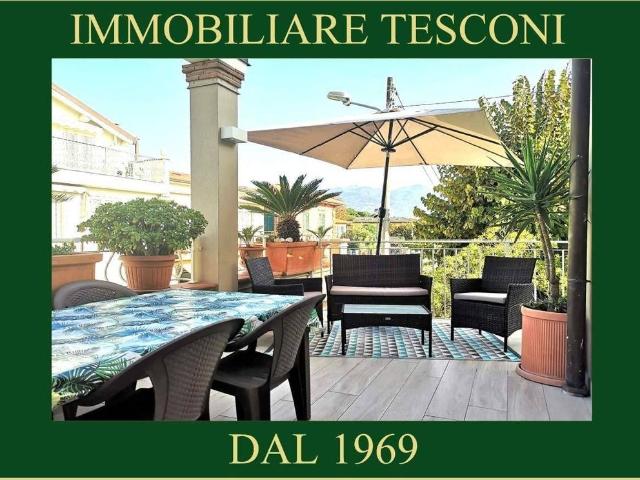 Prestigioso appartamento in vendita via carducci, 120, Pietrasanta, Lucca, Toscana