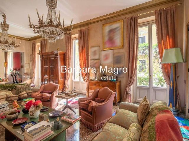 Appartamento di prestigio in vendita Milano, Italia