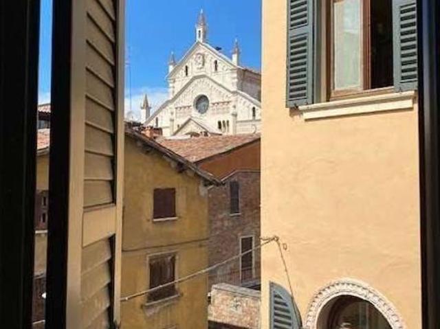Prestigioso appartamento in vendita VIA BARCHETTA, 12, Verona, Veneto