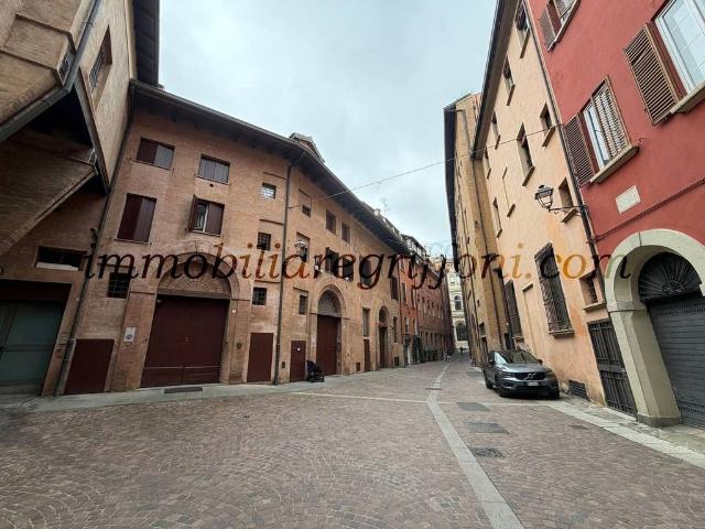 Prestigioso appartamento in vendita Via de' Pepoli, Bologna, Emilia Romagna