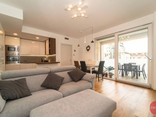Prestigioso appartamento in vendita Via dei Mocenigo, 7, Milano, Lombardia