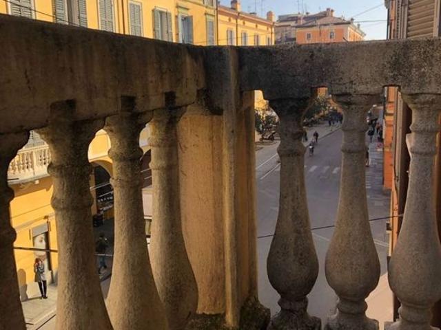 Prestigioso appartamento in vendita Via Emilia Centro, Modena, Emilia Romagna