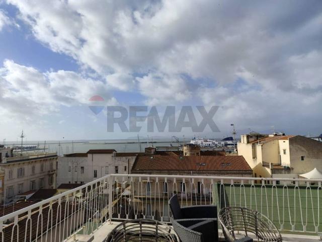 Prestigioso appartamento in vendita Via Sardegna, 60, Cagliari, Sardegna