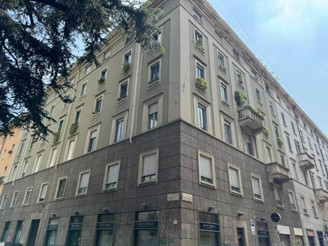 Prestigioso appartamento in vendita Via Pompeo Litta, Milano, Lombardia