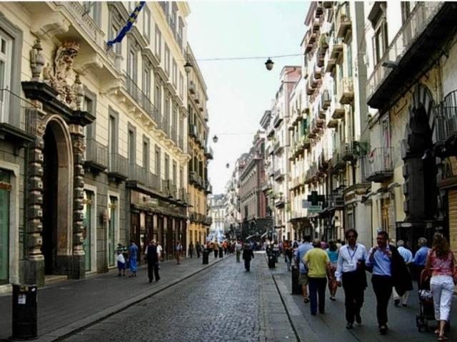 Prestigioso appartamento in vendita Via Toledo, Napoli, Campania