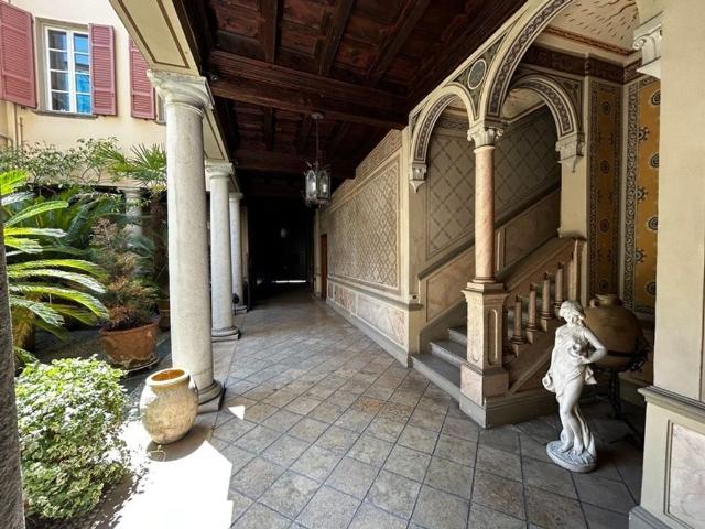 Prestigioso appartamento in vendita Como, Italia