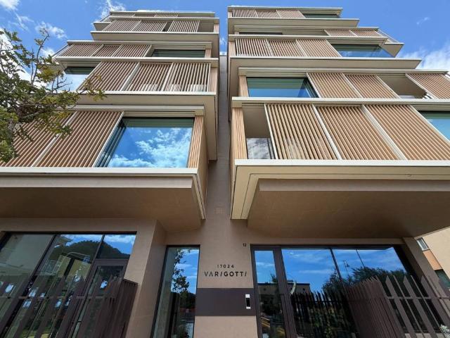 Prestigioso appartamento in vendita Piazza del Sole, Finale Ligure, Liguria