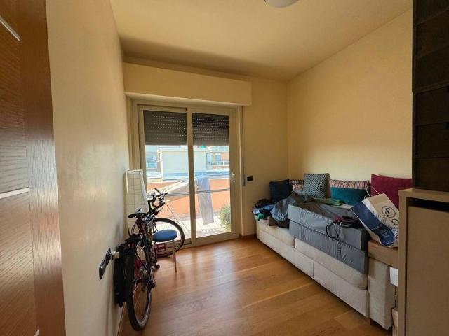 Prestigioso attico di 102 mq in vendita Via Alessandro Tassoni, 46, Pescara, Abruzzo