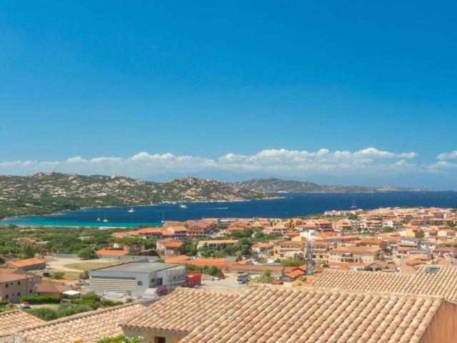 Prestigioso attico di 114 mq in vendita Strada Panoramica per Baragge, Palau, Sardegna