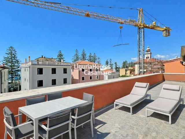 Prestigioso attico di 186 mq in vendita Via Trento, Bordighera, Liguria