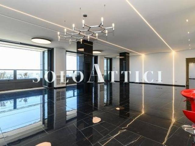 Prestigioso attico di 350 mq in vendita Viale Giorgio Ribotta, Roma, Lazio