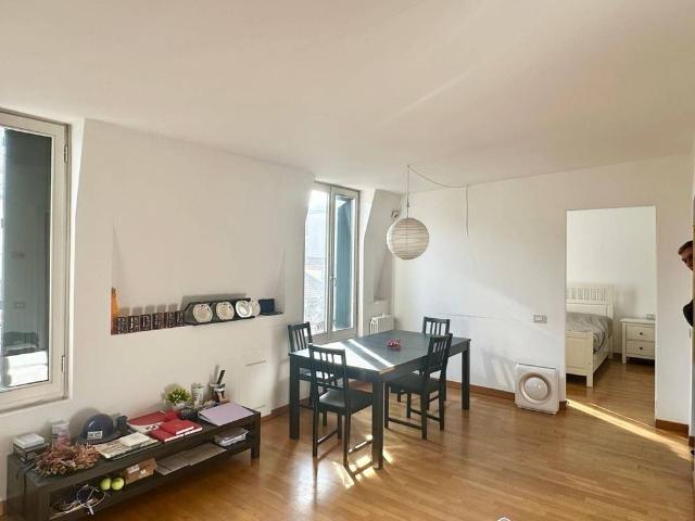 Prestigioso attico in affitto Via Giovanni Boccaccio, 16, Milano, Lombardia